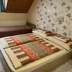 Ibolya Vendeghaz Apartmán *