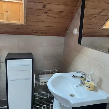 Ibolya Vendeghaz Apartment