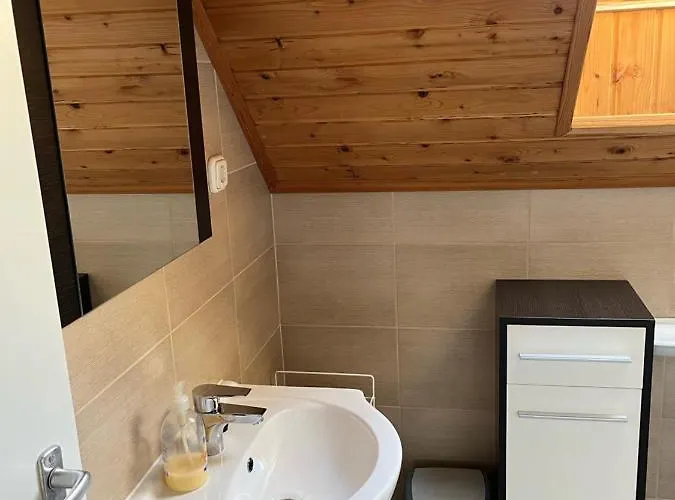 דירה Ibolya Vendeghaz