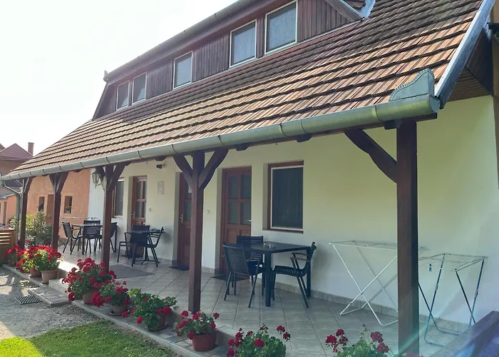 アパート Ibolya Vendeghaz