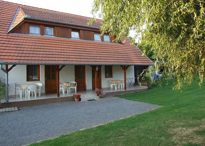 דירה Ibolya Vendeghaz